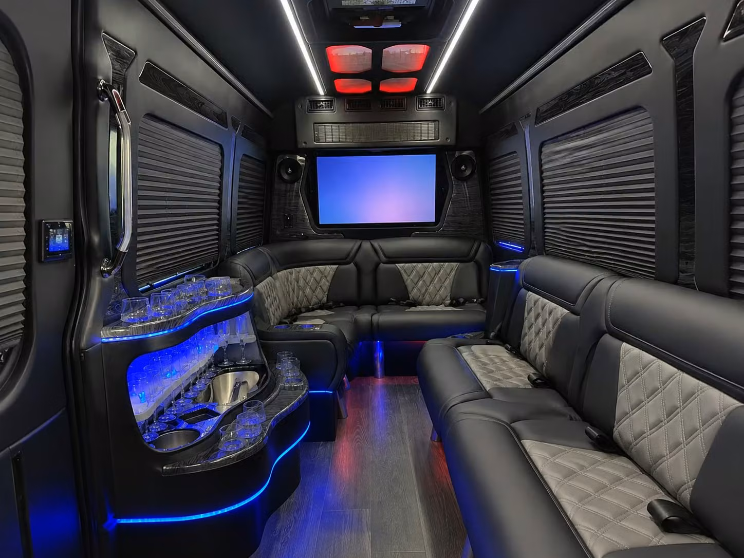 corporate event employee shuttle transportation in minneapolis
