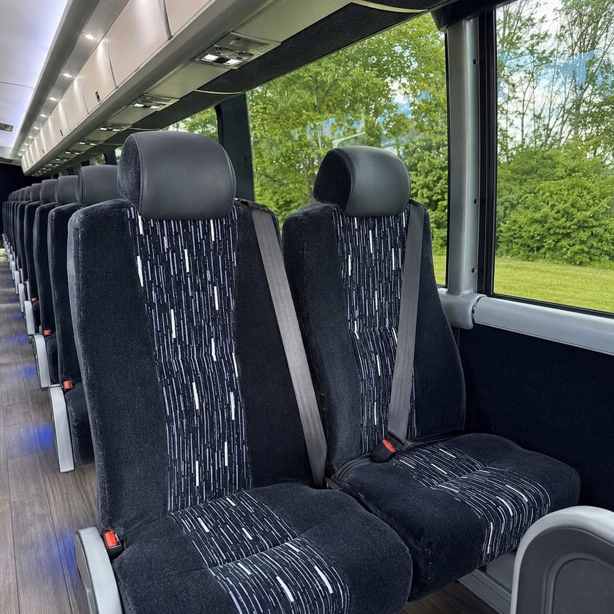 how where and when you re traveling affects minneapolis charter bus rates