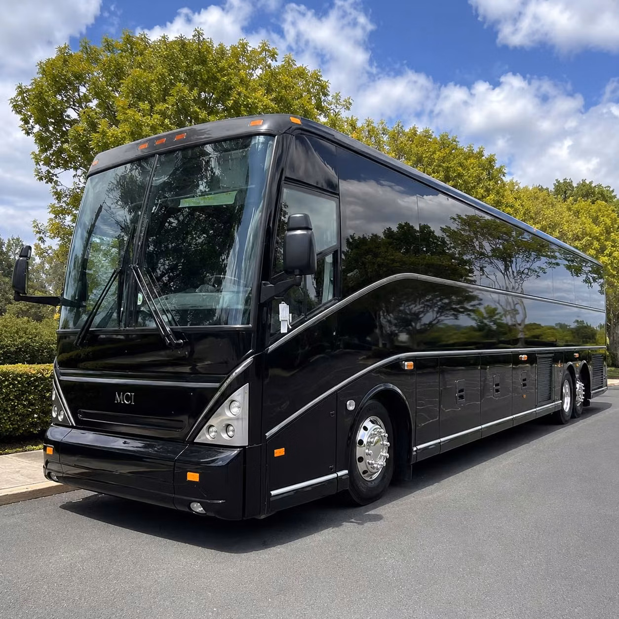 minneapolis convention center shuttle bus rentals for corporate events