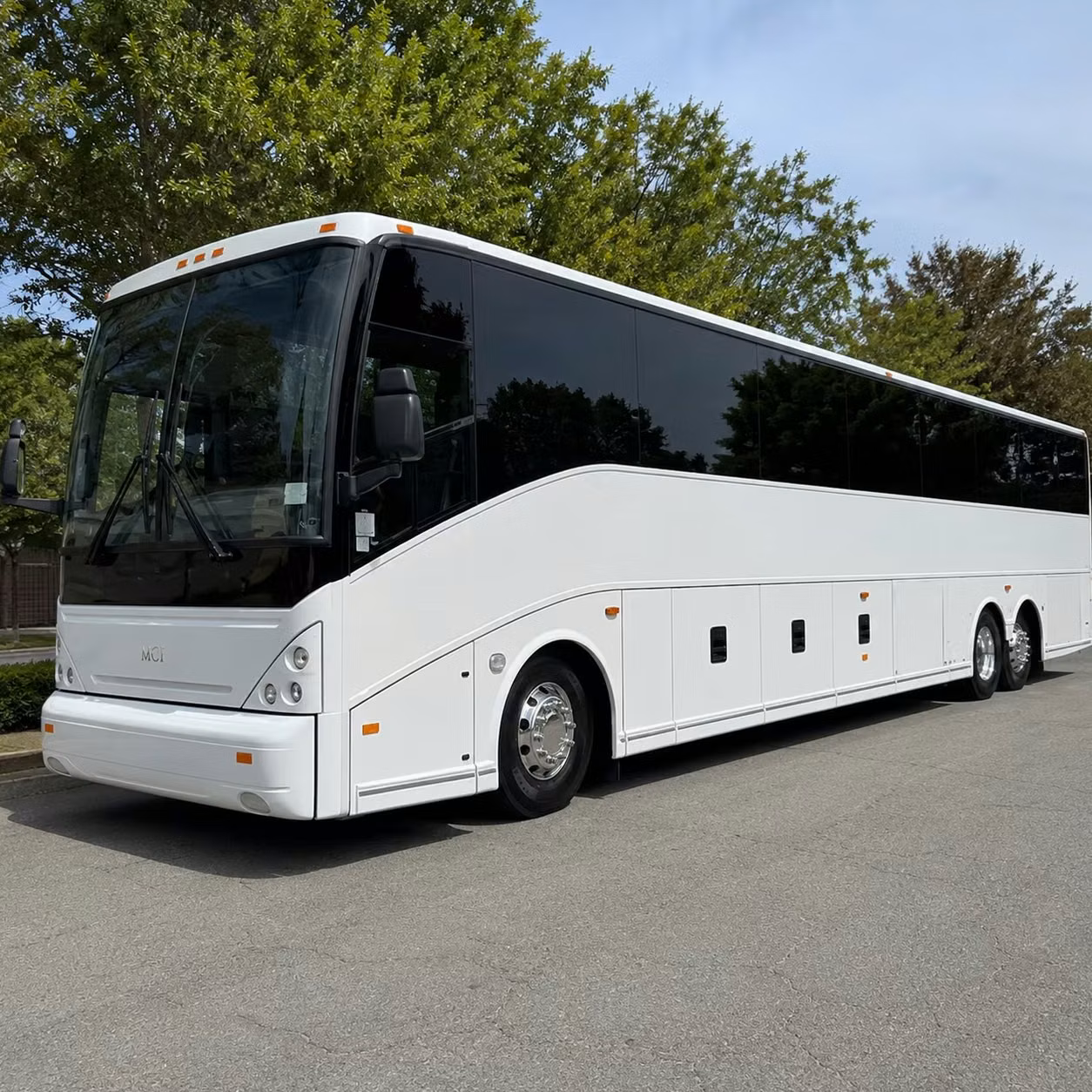 on game days concert nights and event weekends airport transfers in minneapolis get complicated fast